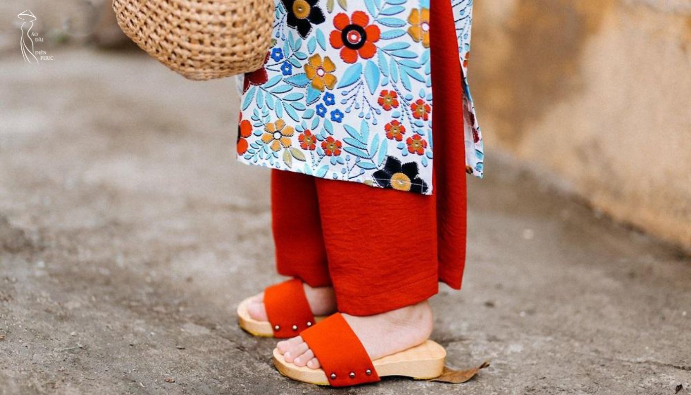 Cách chọn guốc mặc áo dài phù hợp